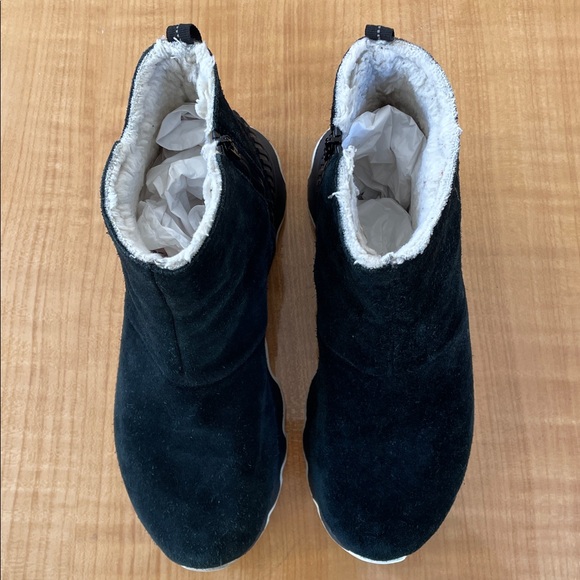 Sorel Kinetic Short Boots Womens Size 6.5 - Picture 3 of 11